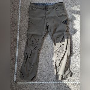 Men's Tan Pants